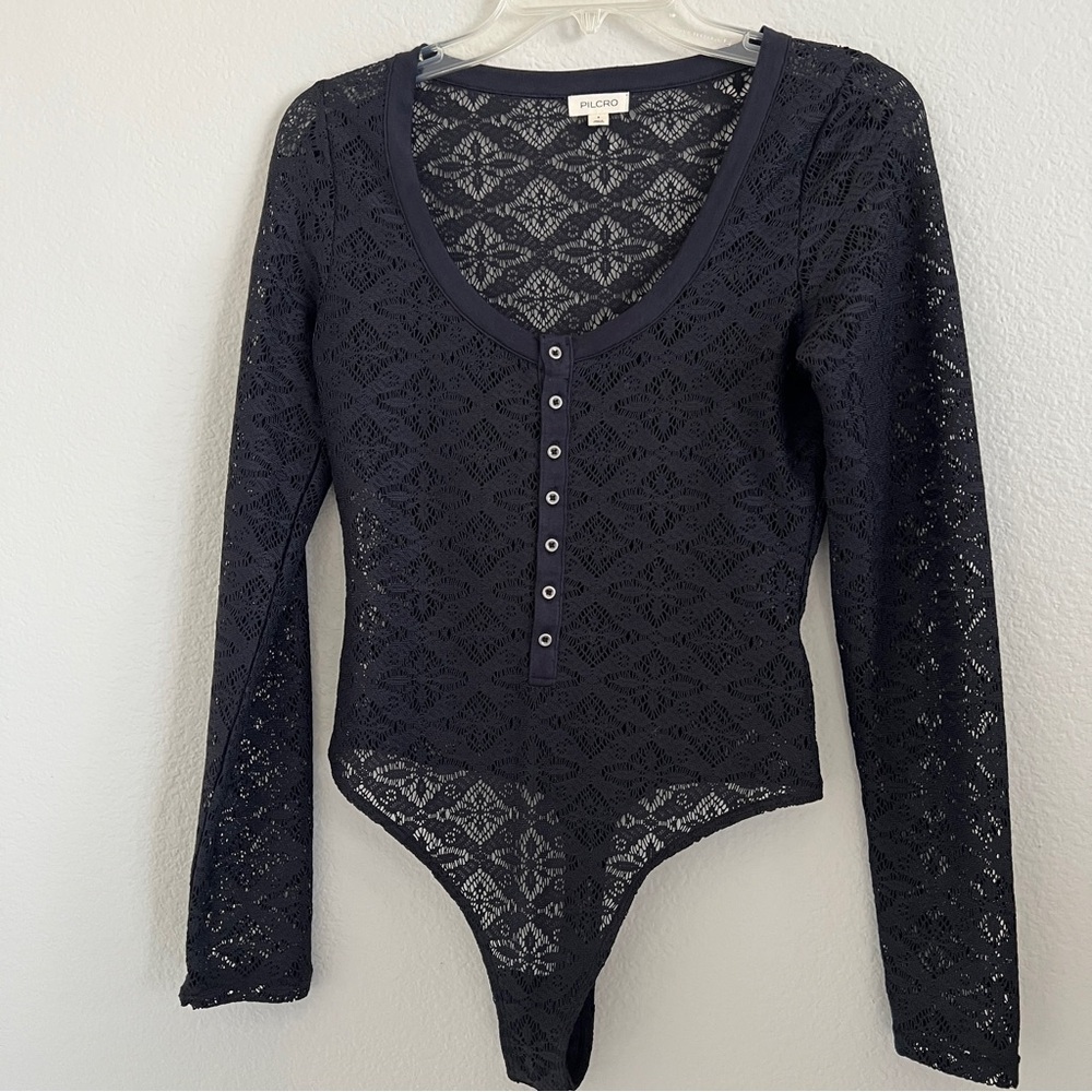 Pilcro Anthropologie Black Sheer Lace Bodysuit Sz S Henley Scoopneck New w/o Tag